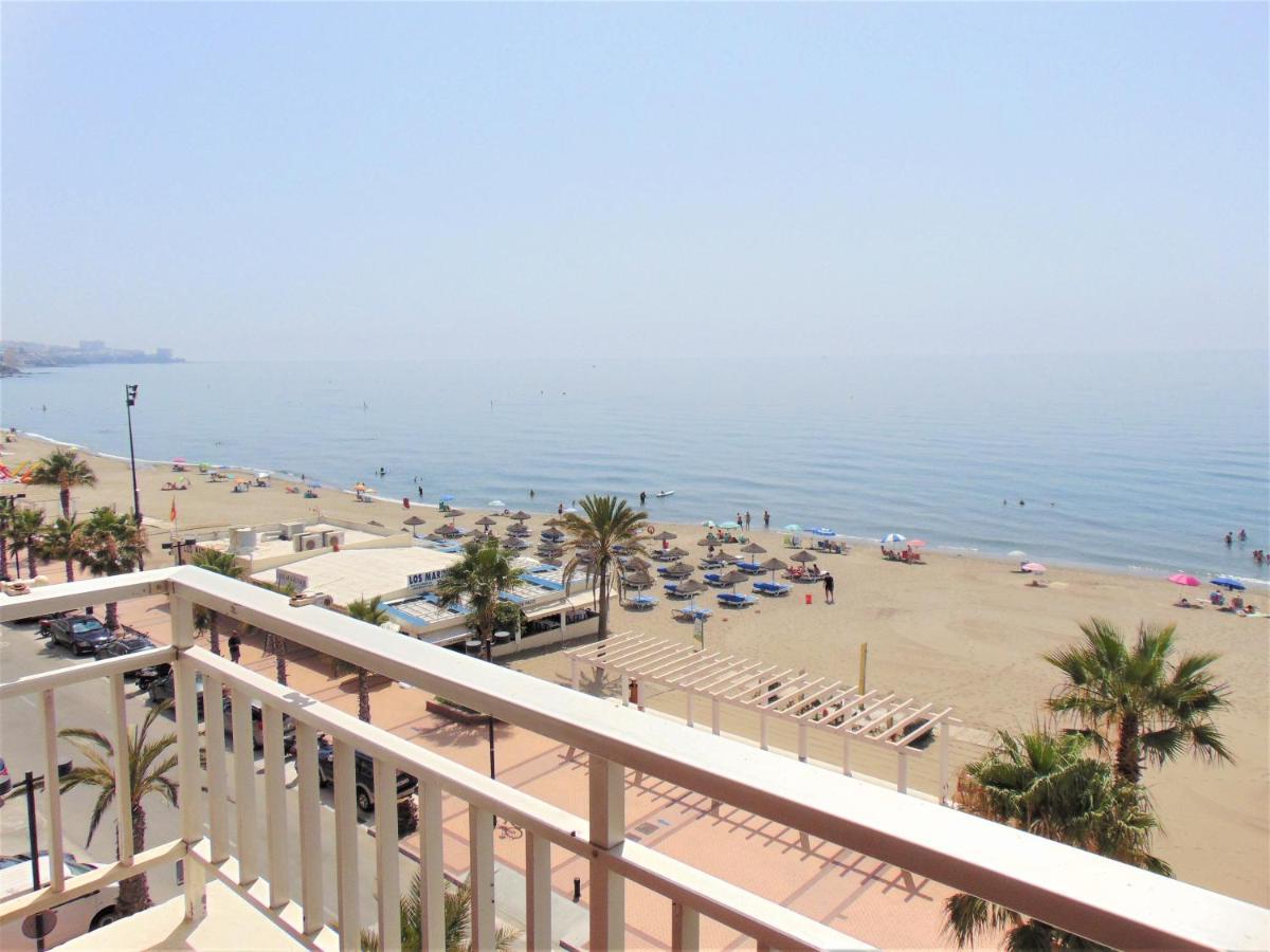 Beachfront, Two Bed- & Bathrooms, Private Parking Fuengirola Exteriér fotografie
