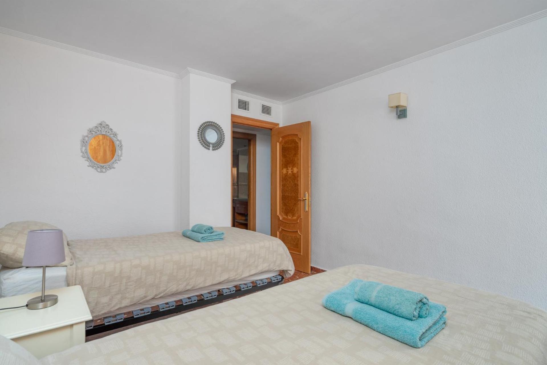 Beachfront, Two Bed- & Bathrooms, Private Parking Fuengirola Exteriér fotografie